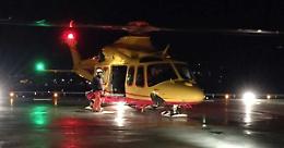 Ha un attacco di appendicite acuta su di una nave da crociera olandese, la Guardia Costiera di Pescara lo ricovera a S. Giovanni R.