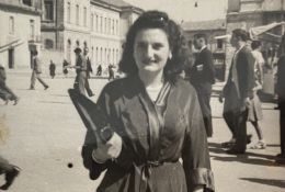 Melfi in festa per le cento candeline della maestra Iolanda Cappa