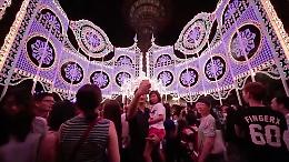 La Puglia illumina il Natale di Singapore con le luminarie del barese Paulicelli