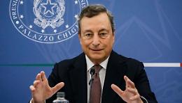 Caro bollette, stangata su famiglie e imprese ma Draghi non ha dubbi: "Il Paese cresce economicamente"