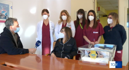 Ecco Samuele, il primo nato a Potenza: 3,2 chilogrammi di felicità 