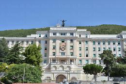 Donna paralizzata da interventi chirurgici, Casa Sollievo di San Giovanni Rotondo e Asrem Molise condannati a un risarcimento di 625mila euro