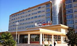 Malato di cancro, gli negano la visita in ospedale perché non vaccinato per la sua patologia: non hanno voluto neppure fargli il tampone