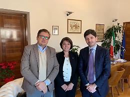 I dati sui decessi Covid sono poco chiari: Sileri se ne accorge, Speranza segue la via del silenzio
