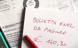 
Caro bollette, dal primo ottobre stangata sulle tariffe elettriche