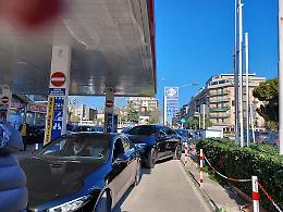 Distributori a secco, supermercati in difficoltà nel Foggiano per lo sciopero dei "bisonti", Draghi la guerra ce l'ha in casa