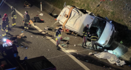 Era una suora, poi deceduta insieme ad altre due consorelle, a guidare il minibus ribaltatosi sull'A16 tra Candela e Cerignola