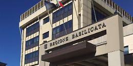 Concorso Arlab: si rischia il pasticcio. Cgil Cisl e Uil: «Revoca immediata del bando e rettifica»

