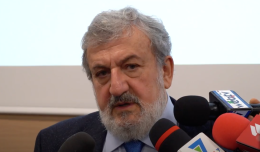 Ucraina, Emiliano: «In Puglia già mille  tessere per l'assistenza sanitaria gratuita ai profughi»