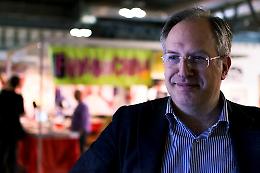 Loris Cantarelli, l'arte del fumetto non è solo "Fumo di China"
