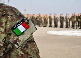 Difesa, l’Esercito compie 161 anni e ringrazia Guerini per l’aumento delle spese militari
