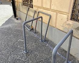 Potenza, pasticcio sugli stalli per le biciclette? Falconeri: "La mobilità si decide al bar"
