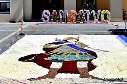 Fiore dopo fiore, all'uncinetto: a San Salvo torna l'infiorata unica al mondo 