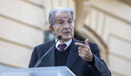 Verso le elezioni riappare Romano Prodi: «Conte si è suicidato come Fausto Bertinotti»