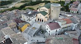 A Castelluccio Valmaggiore un Ferragosto di Nomadi, santi e ghiottoni