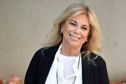 Rita Dalla Chiesa bandiera di Berlusconi in Puglia