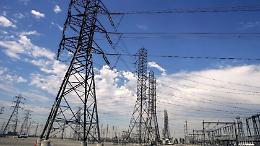 Energia, in Italia il prezzo medio sfonda quota 718 euro al Mwh
