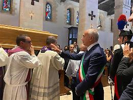 La scomparsa di monsignor Nolè, il sindaco di Cosenza: «Penso a un importante luogo della città da intitolargli»