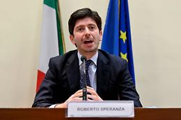 Speranza, eletto in Campania, si smarca dalle fake: "Mai detto gioco in nazionale mi volete far tornare in serie B"
