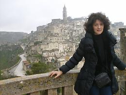Doppio appuntamento a Matera con la filosofa Maria Giovanna Farina, per parlare di violenza e di relazione col cibo