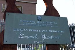 Una domenica di terrore: il carcere minorile di Potenza messo a ferro e fuoco. L'ira dell'Osapp