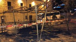 Salandra: in fiamme il presepe realizzato davanti al Comune. Il sindaco Soranno: "Atto ignobile"