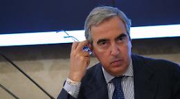 Immigrazione clandestina, le Ong rimpiangono Lamorgese. Gasparri: "Stop a centri sociali del mare"