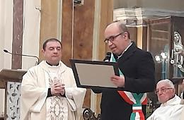 Il saluto del Comune di Corleto a Mons. Intini: "Virtuoso esempio di Apostolo della chiesa"