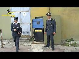 A Cerignola le Fiamme Gialle della GdF "bruciano" un distributore di benzina abusivo: irregolare un impianto su tre
