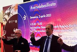 Vinitaly di Verona, il governatore Bardi taglia il nastro dello stand lucano e rinnova l'impegno a sostegno del comparto 