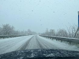Piogge, neve e vento sull'Italia: allerta 'gialla' in 12 regioni