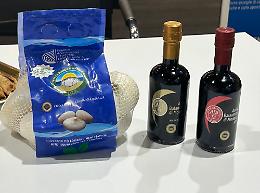 Lei bianca, lui nero: matrimonio prelibato tra la Cipolla bianca di Margherita di Savoia e l'Aceto balsamico di Modena