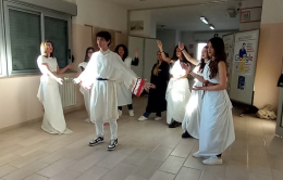 Come nani sulle spalle di giganti… La Notte Nazionale del Liceo classico ad Apricena
