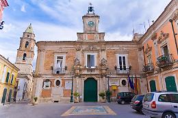 Furto di computer e monitor dall'aula in cui si svolge il Consiglio comunale di San Severo