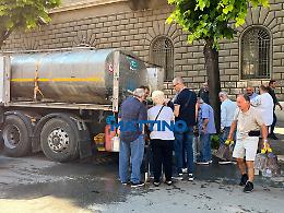 Foggia senz'acqua: numero verde per forniture a domicilio ed erogazione ad alternanza nei quartieri