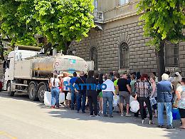 La Procura indaga sulla rottura della condotta principale dell'acqua a Foggia: in molti quartieri è ancora emergenza idrica