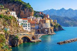 Viaggio lungo le coste della Campania e della grande Lucania e del loro sogno del mare d'inverno. Salerno e la Costiera

