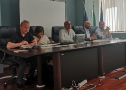 Conferenza stampa per illustrare quattro leggi regionali, ma c'è puzza di riposizionamento
