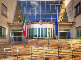 Ladra di profumi di San Severo presa in "fragranza" dai Carabinieri di Termoli dopo aver rubato in una profumeria chic