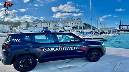 I carabinieri acciuffano l'ennesimo finto nipote truffaldino di nonne credulone che prima danno i soldi e poi denunciano
