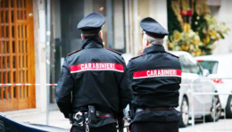 Maltrattamenti, lesioni ed estorsione nei confronti della madre: nei guai un 23enne di Matera