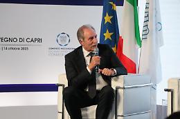 Il governatore Bardi da Capri lancia la sfida al futuro partendo dalla Pubblica Amministrazione 