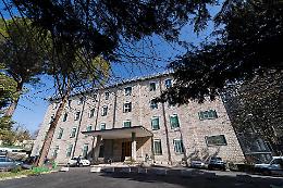 Universo Salute di Foggia sospende lo scomodo segretario provinciale dell'Ugl Salute al Don Uva di Potenza