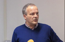 Ottocento anni e continuare a non sentirli: Angiola e Foti danno la sveglia a Foggia per l'ignorato compleanno della Casa di Federico II