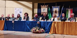 Nicolò Mannino parla agli studenti di Apricena