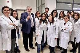 La Regione Puglia autorizza le Asl ad assumere altri 313 infermieri scorrendo la graduatoria unica regionale