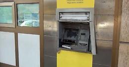 Nottata movimentata a Rionero con l'assalto al bancomat del locale Ufficio Postale
