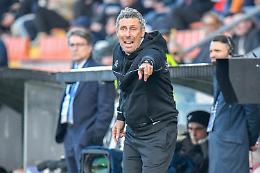 Luca Gotti, la nuova scommessa del Lecce: un'avventura sportiva tra speranza e consapevolezza