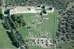 Tu metti una Pasquetta a Venosa, tra la "Casa di Orazio" e il Museo Archeologico