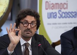 Caos dem in Puglia, Toninelli a Radio Cusano: "Il Pd va smantellato"